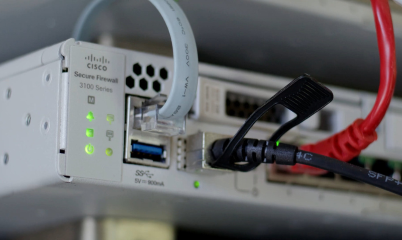 DEM Teknoloji: Firewall Yönetimi